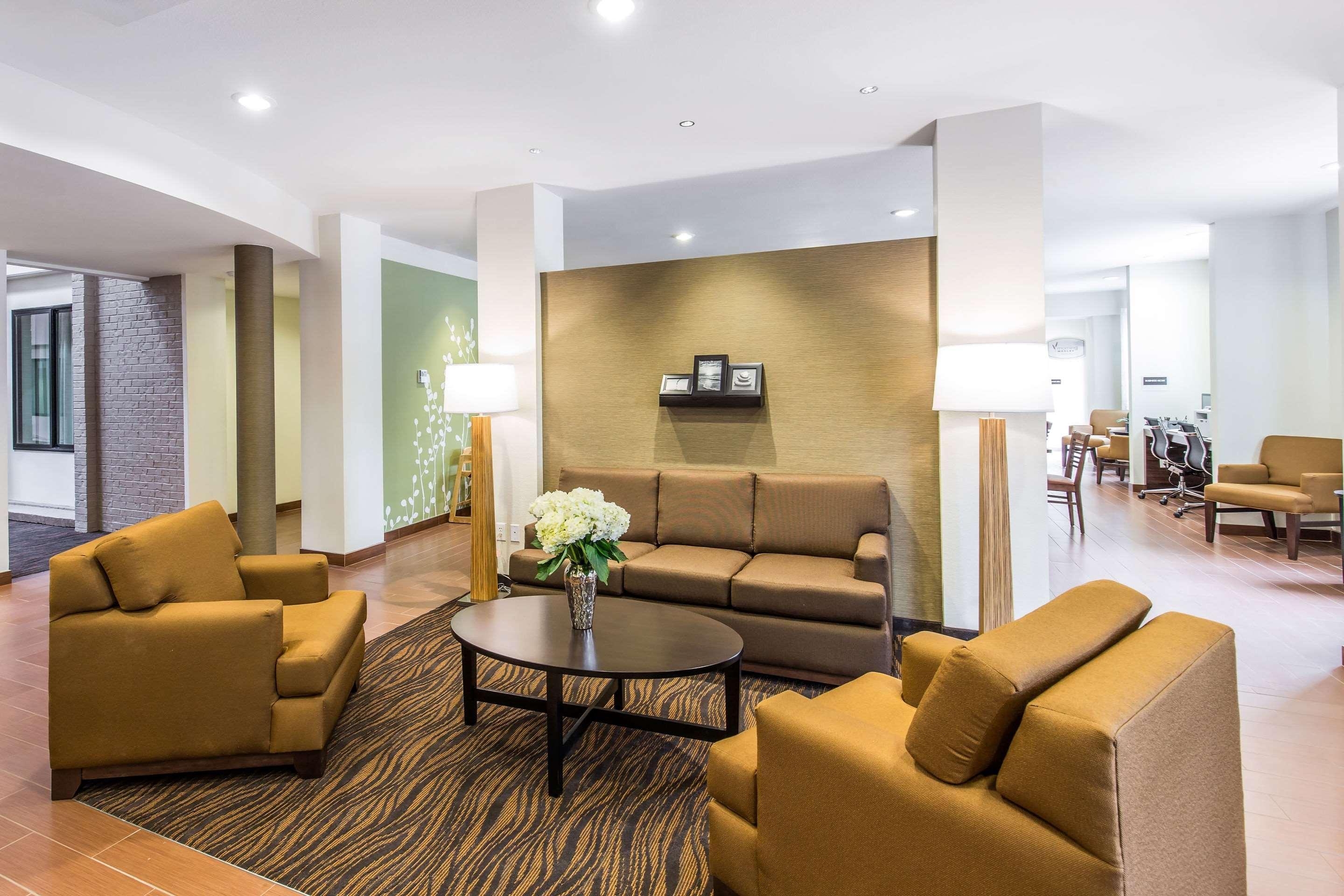 Sleep Inn Dallas Love Field-Medical District Bagian luar foto